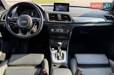 Внедорожник / Кроссовер Audi Q3 2018 в 