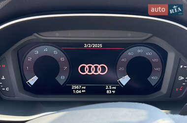 Внедорожник / Кроссовер Audi Q3 2024 в 