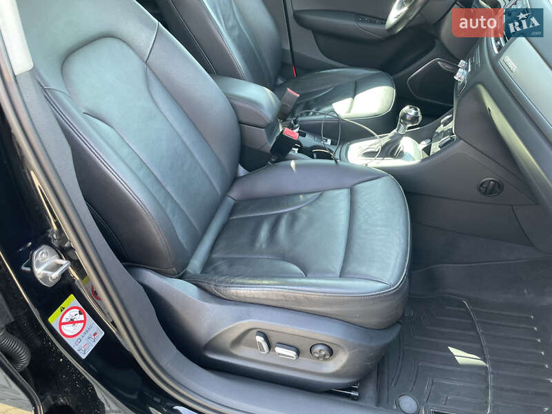 Внедорожник / Кроссовер Audi Q3 2015 в Ивано-Франковске