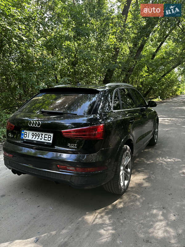 Внедорожник / Кроссовер Audi Q3 2017 в Карловке