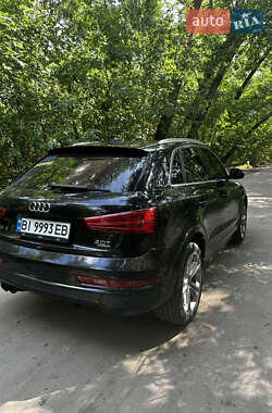 Внедорожник / Кроссовер Audi Q3 2017 в 