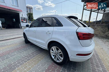 Внедорожник / Кроссовер Audi Q3 2017 в 