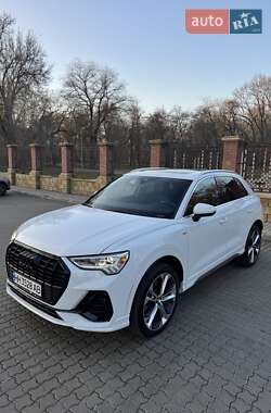 Внедорожник / Кроссовер Audi Q3 2019 в Измаиле