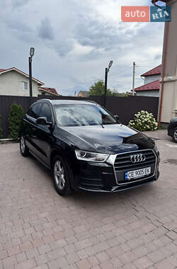 Позашляховик / Кросовер Audi Q3 2016 в 