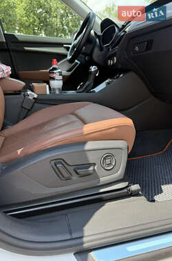 Внедорожник / Кроссовер Audi Q3 2022 в 