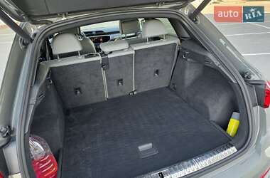 Внедорожник / Кроссовер Audi Q3 2020 в 