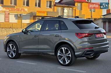 Внедорожник / Кроссовер Audi Q3 2020 в 