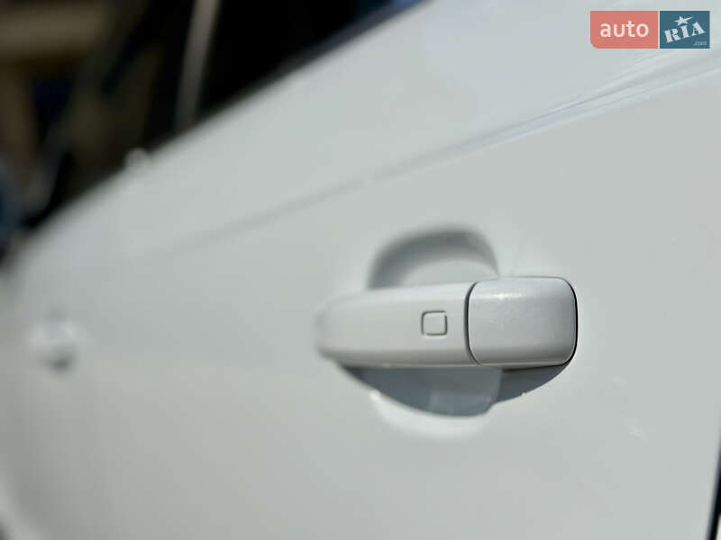 Внедорожник / Кроссовер Audi Q3 2018 в Киеве