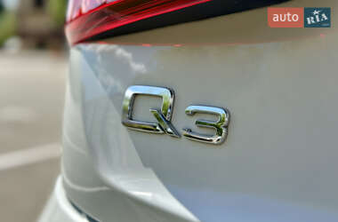 Внедорожник / Кроссовер Audi Q3 2018 в 