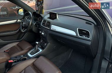 Внедорожник / Кроссовер Audi Q3 2016 в 