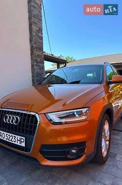 Внедорожник / Кроссовер Audi Q3 2012 в Мукачево