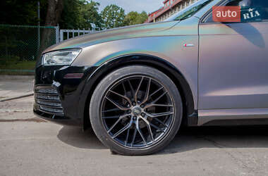 Внедорожник / Кроссовер Audi Q3 2017 в 