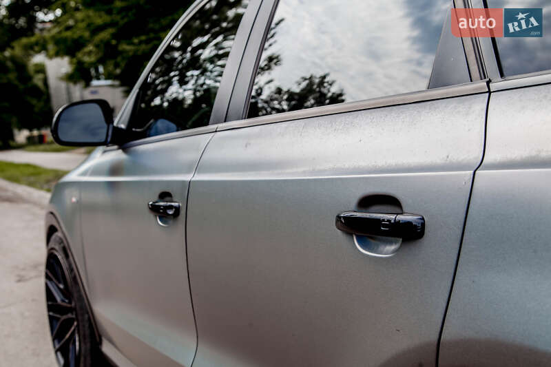 Внедорожник / Кроссовер Audi Q3 2017 в Львове