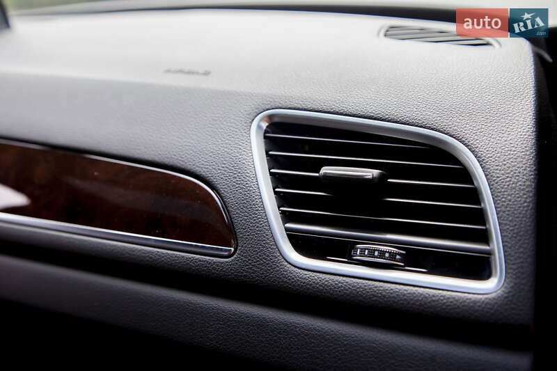 Внедорожник / Кроссовер Audi Q3 2017 в Львове