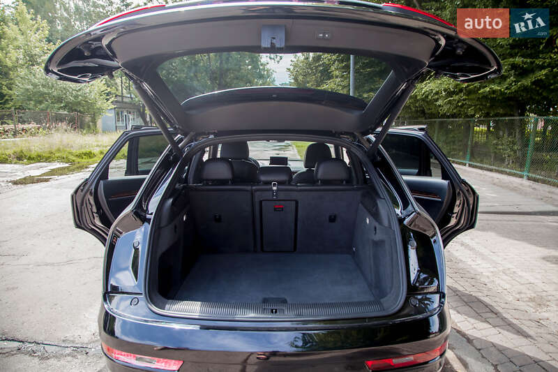 Внедорожник / Кроссовер Audi Q3 2017 в Львове