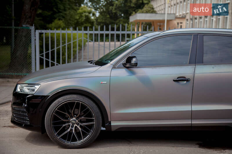 Внедорожник / Кроссовер Audi Q3 2017 в Львове