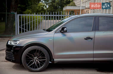 Внедорожник / Кроссовер Audi Q3 2017 в 