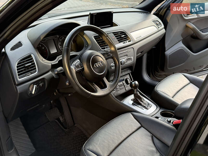 Внедорожник / Кроссовер Audi Q3 2018 в Одессе