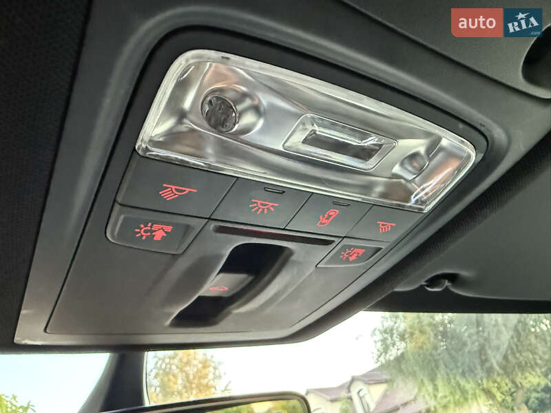 Внедорожник / Кроссовер Audi Q3 2018 в Одессе