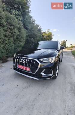 Позашляховик / Кросовер Audi Q3 2019 в Львові