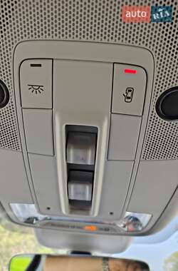 Внедорожник / Кроссовер Audi Q3 2021 в 