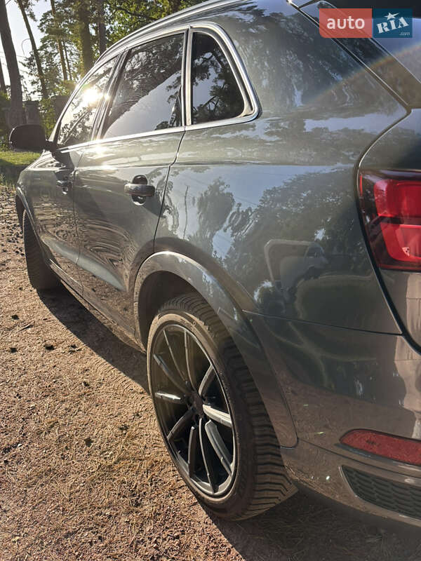 Позашляховик / Кросовер Audi Q3 2018 в Бучі