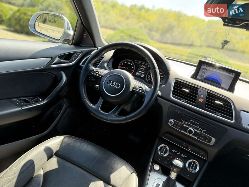 Внедорожник / Кроссовер Audi Q3 2014 в Днепре