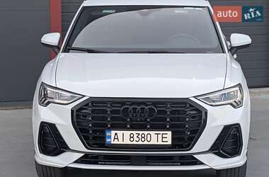 Внедорожник / Кроссовер Audi Q3 2023 в 