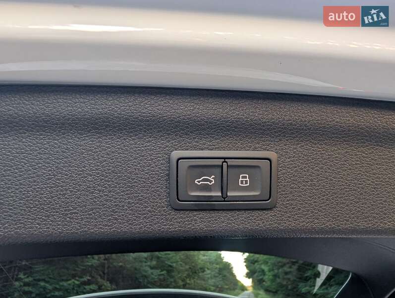 Внедорожник / Кроссовер Audi Q3 2023 в Борисполе