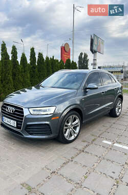 Позашляховик / Кросовер Audi Q3 2017 в Києві