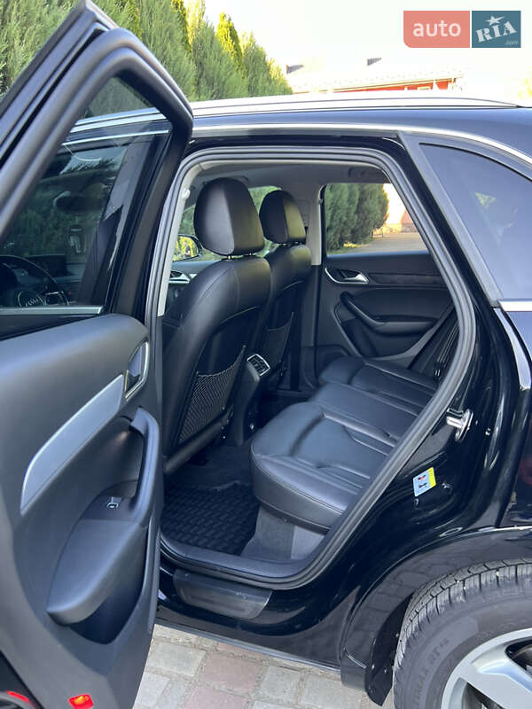 Внедорожник / Кроссовер Audi Q3 2014 в Самборе