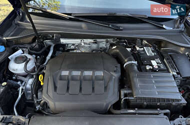 Внедорожник / Кроссовер Audi Q3 2021 в 