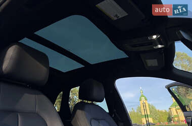 Внедорожник / Кроссовер Audi Q3 2021 в 