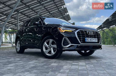 Позашляховик / Кросовер Audi Q3 2021 в Львові