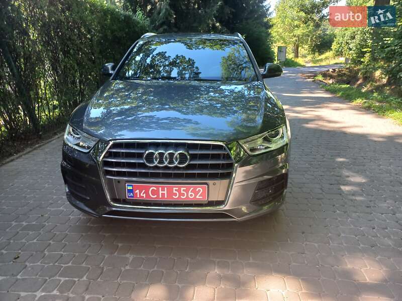 Внедорожник / Кроссовер Audi Q3 2017 в 