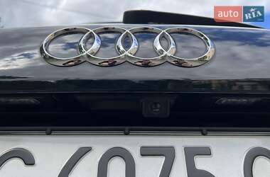 Внедорожник / Кроссовер Audi Q3 2016 в 