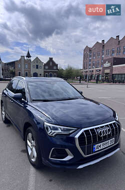 Внедорожник / Кроссовер Audi Q3 2020 в Киеве