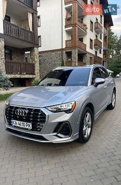 Внедорожник / Кроссовер Audi Q3 2020 в 