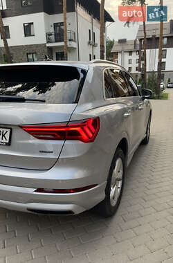 Внедорожник / Кроссовер Audi Q3 2020 в 