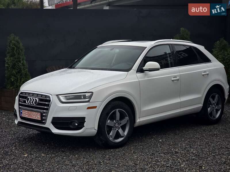 Внедорожник / Кроссовер Audi Q3 2015 в 
