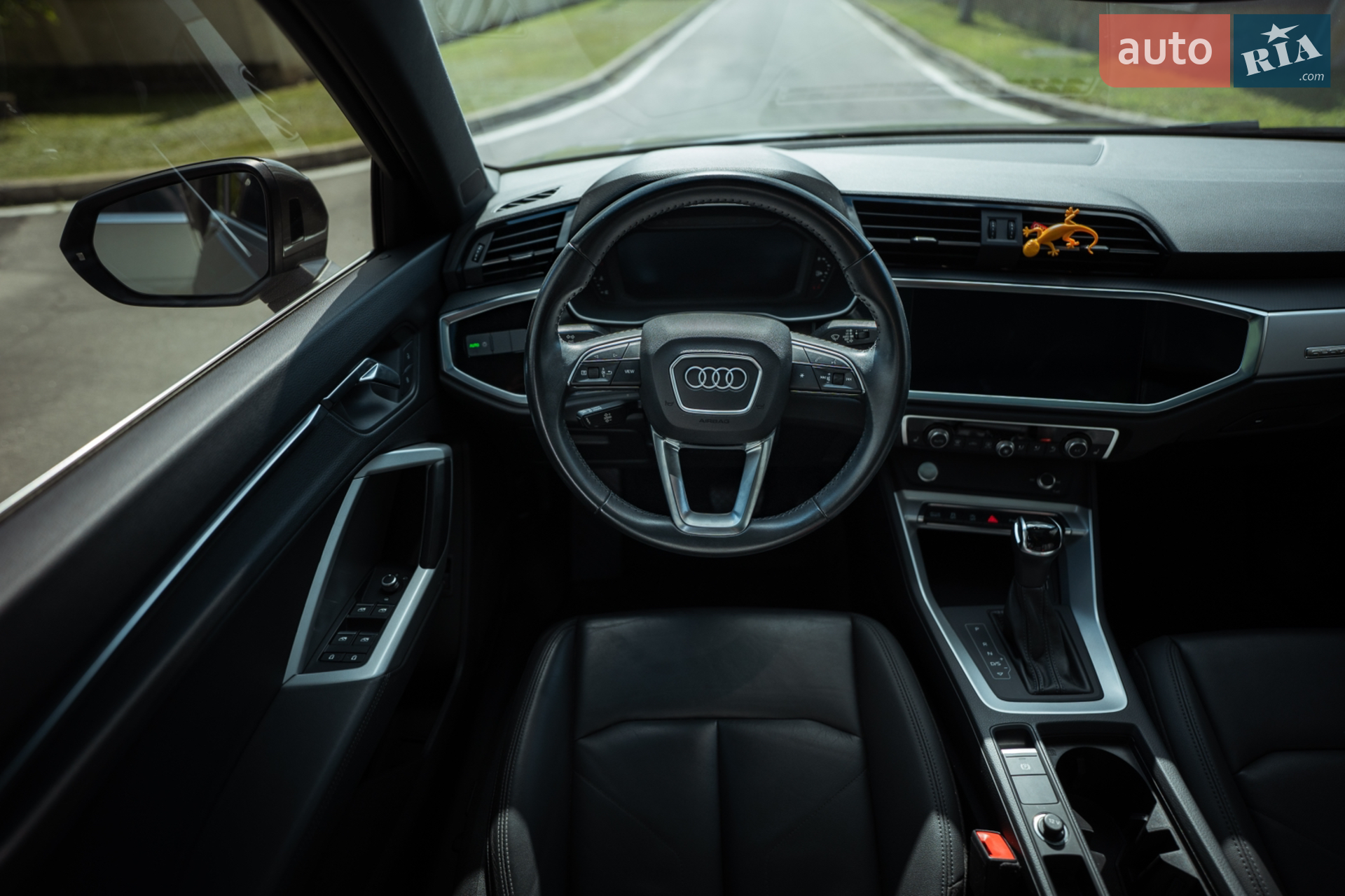 2020 Audi Q3 - мініатюра 23