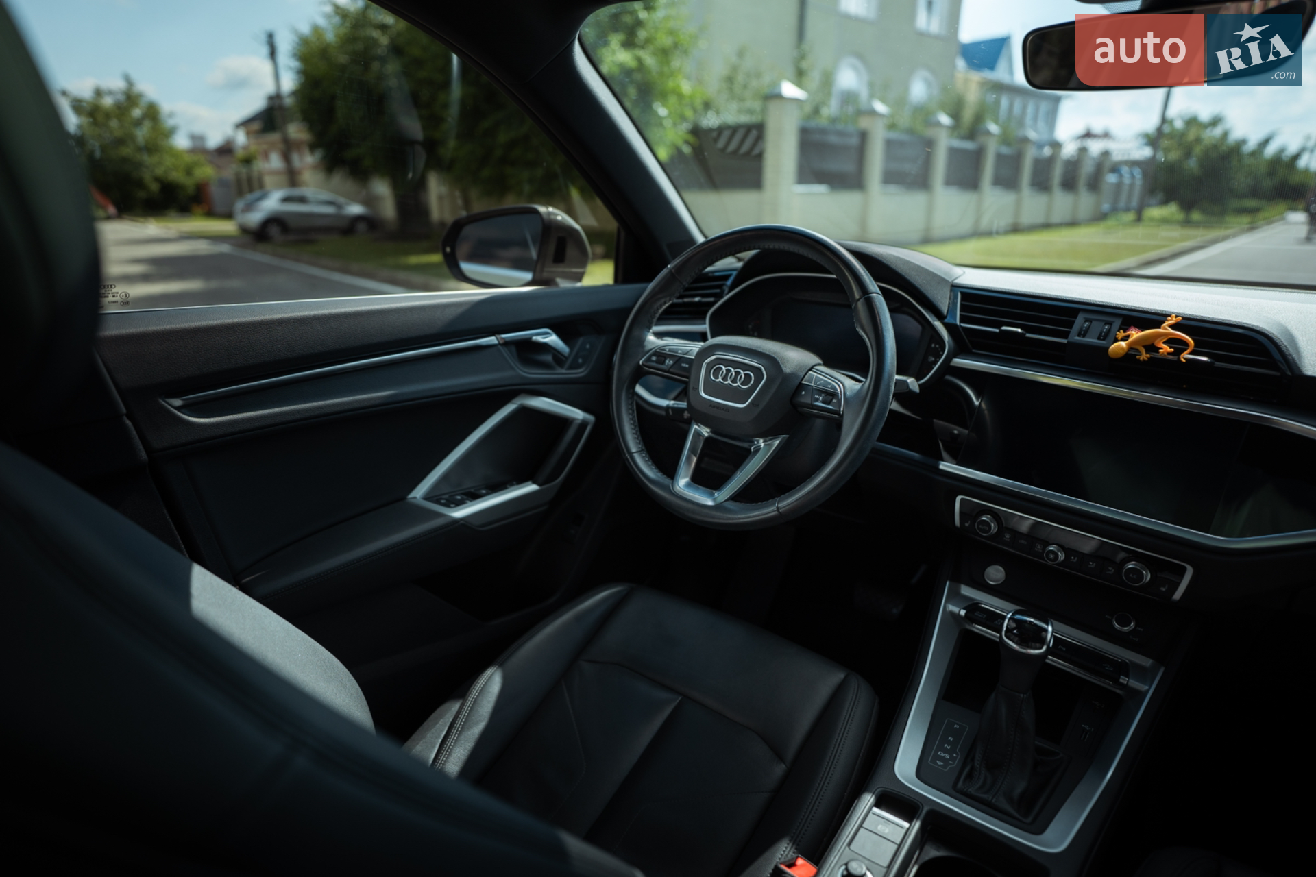 2020 Audi Q3 - мініатюра 24