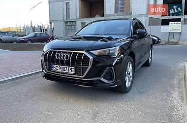 Внедорожник / Кроссовер Audi Q3 2021 в Львове