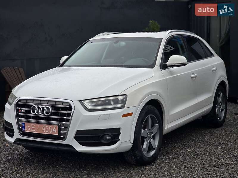 Внедорожник / Кроссовер Audi Q3 2015 в Тернополе
