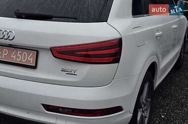 Внедорожник / Кроссовер Audi Q3 2015 в 