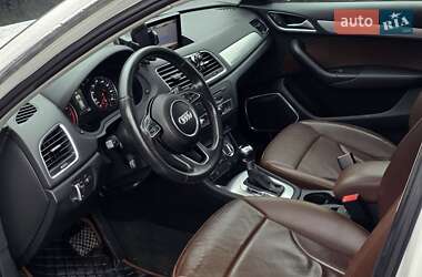 Внедорожник / Кроссовер Audi Q3 2015 в 