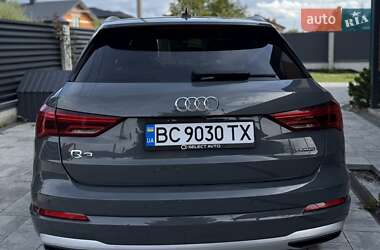 Внедорожник / Кроссовер Audi Q3 2020 в 