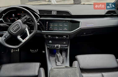 Внедорожник / Кроссовер Audi Q3 2020 в 