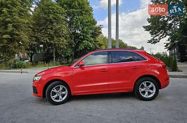 Внедорожник / Кроссовер Audi Q3 2017 в 