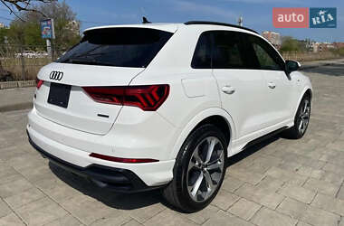 Внедорожник / Кроссовер Audi Q3 2023 в 